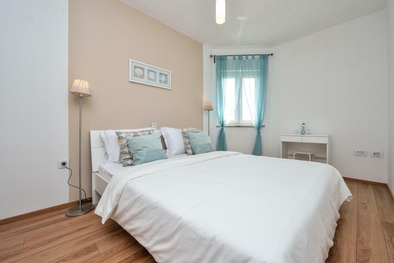 Apartments Feel Good Sukošan Eksteriør billede